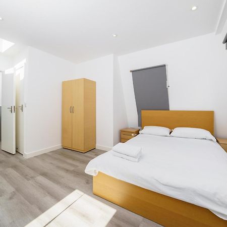 Modern Apartment In South West לונדון מראה חיצוני תמונה